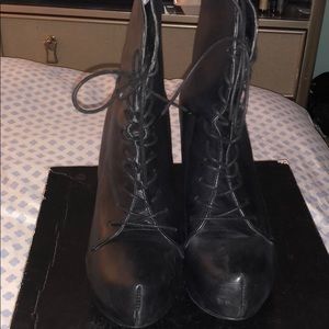 Steve Madden boots size 10